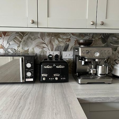 Stunning 2 Bedroom Apartment Glasgow Eksteriør billede