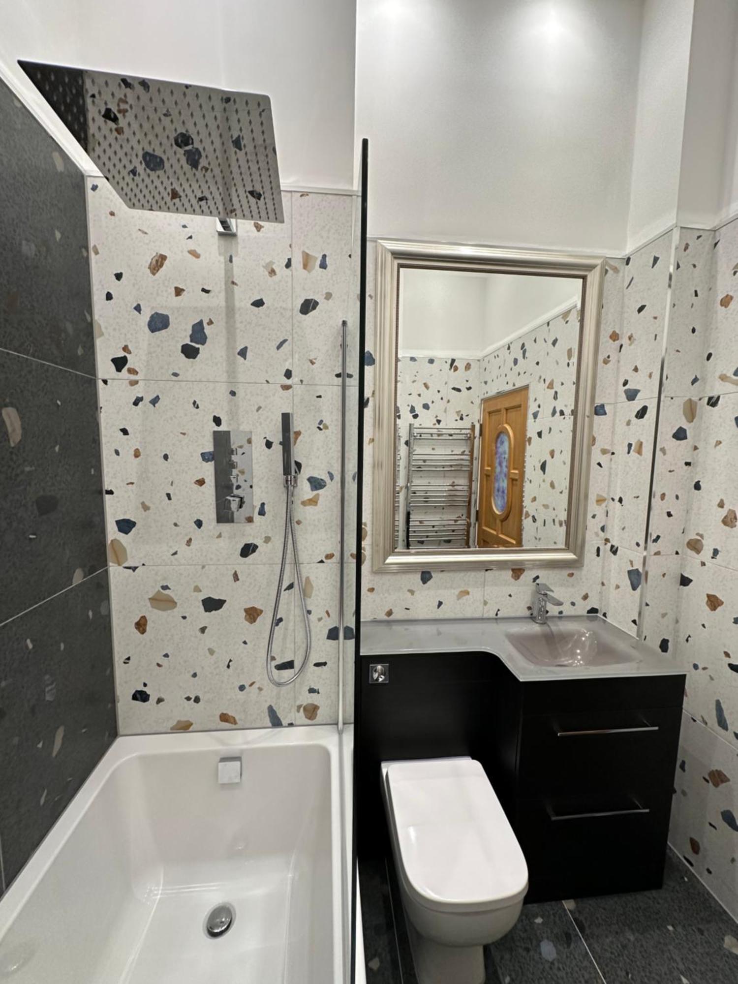 Stunning 2 Bedroom Apartment Glasgow Eksteriør billede