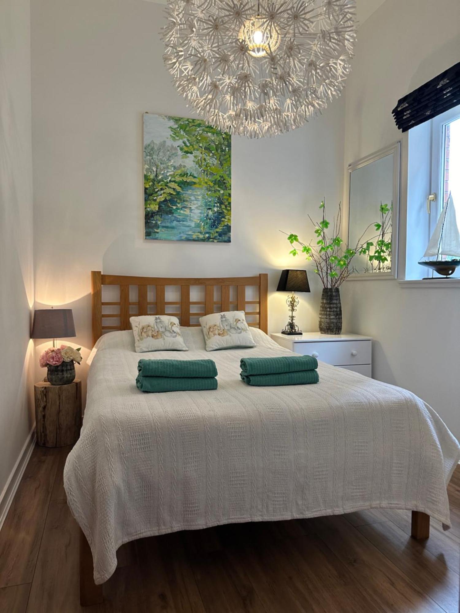 Stunning 2 Bedroom Apartment Glasgow Eksteriør billede